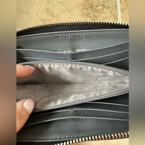 Michael Kors Grey Croc Embossed Zip Around Wallet with Silver Hardware - Picture 7 of 13